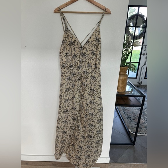 Mod Ref Tan Black Sleeveless Slip Dress - Picture 6 of 7